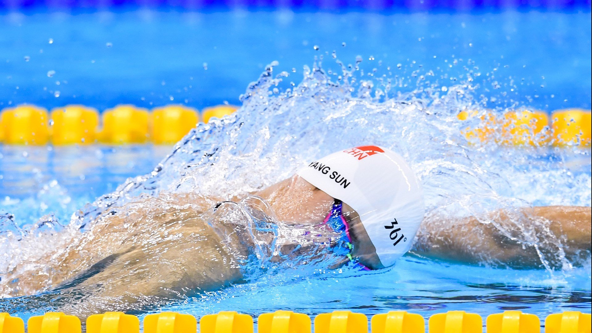 中国男篮加强球员战术执行纪律,中国男篮战术打法