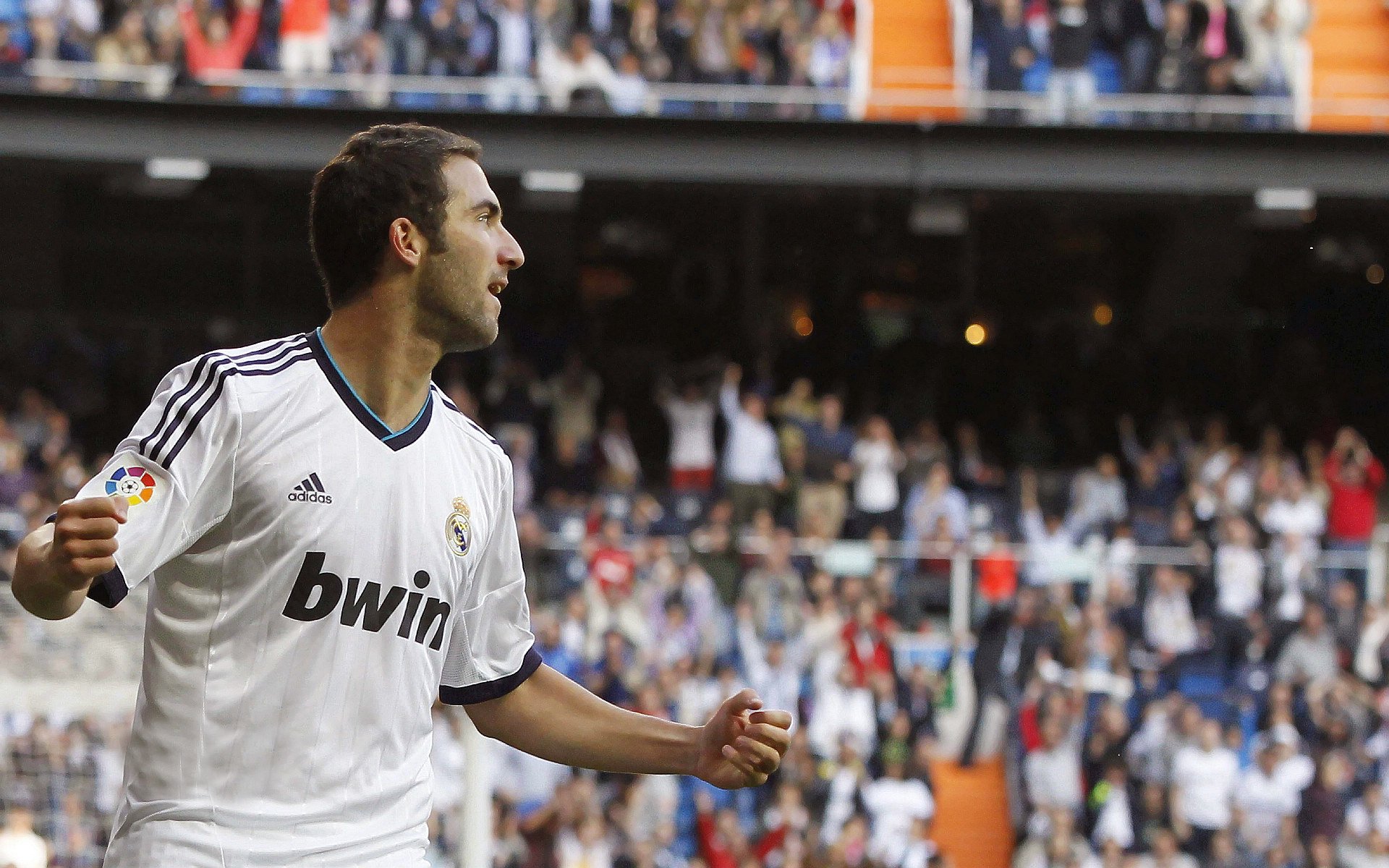 里昂年轻化阵容提升球队活力,里昂阵容2020阵型图